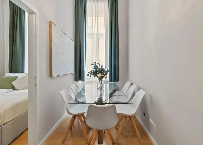 Next To Augarten I 7 Min To Metro I Free Wifi Daire Viyana